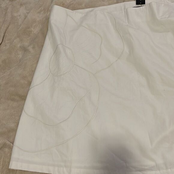 NWT- Lane Bryant - 28+ - Picture 3 of 8